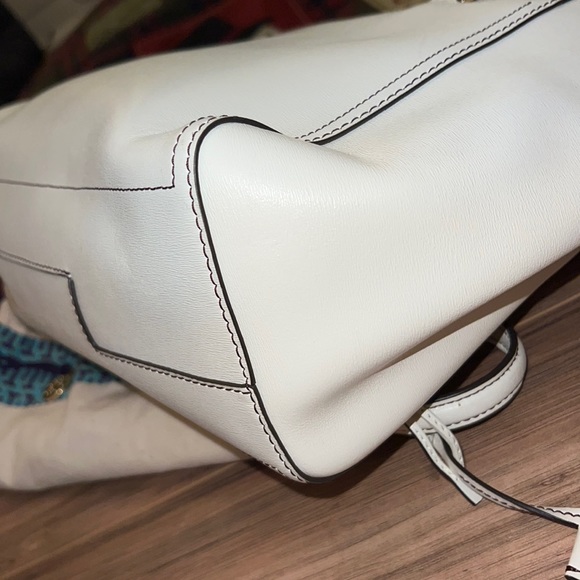 Tory Burch Parker Ivory Mango Large Tote - Picture 8 of 16